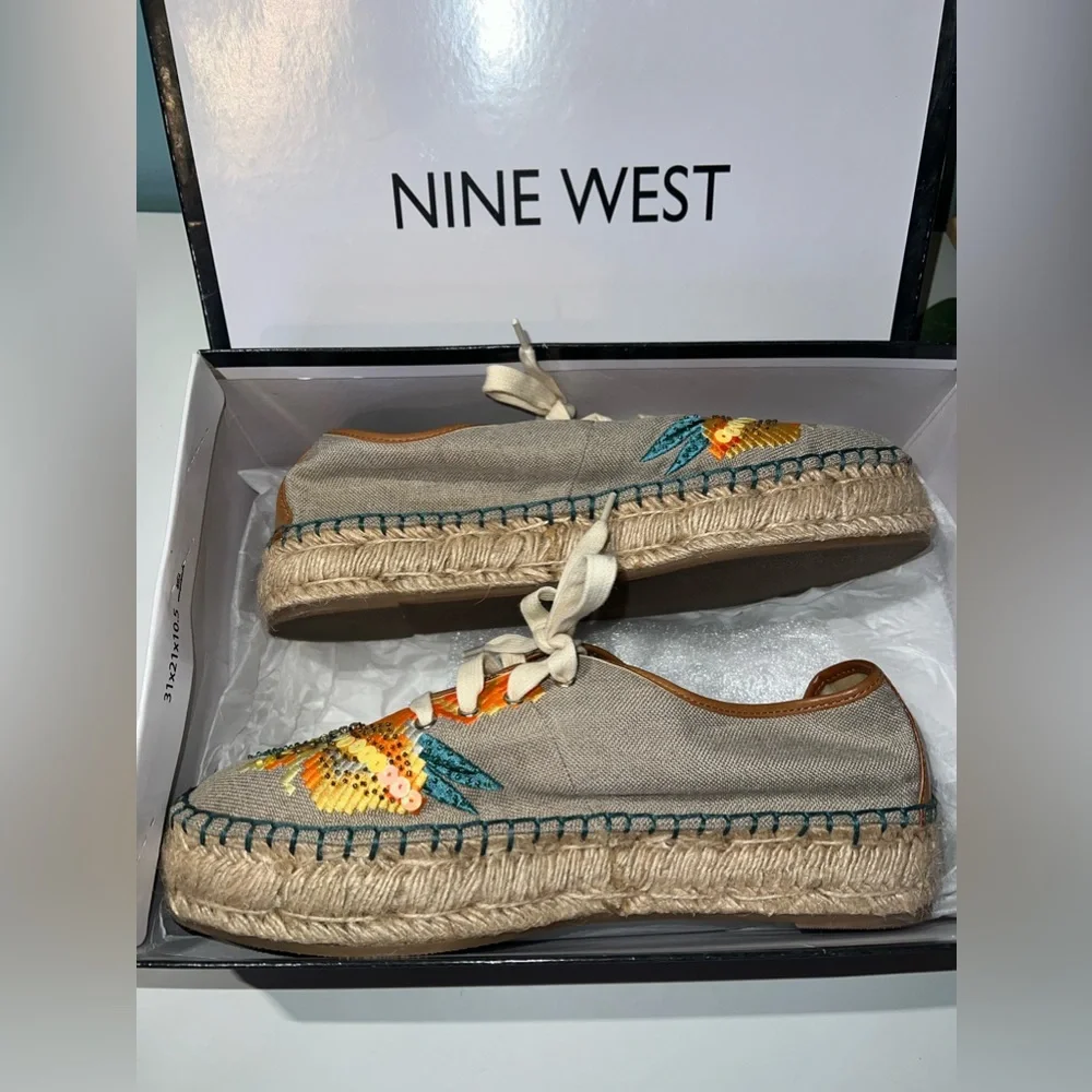 Nine West Natural Guinup Sneaker Sequin Boho Espadrille Lace Up Fashion Sneaker - Picture 3 of 5